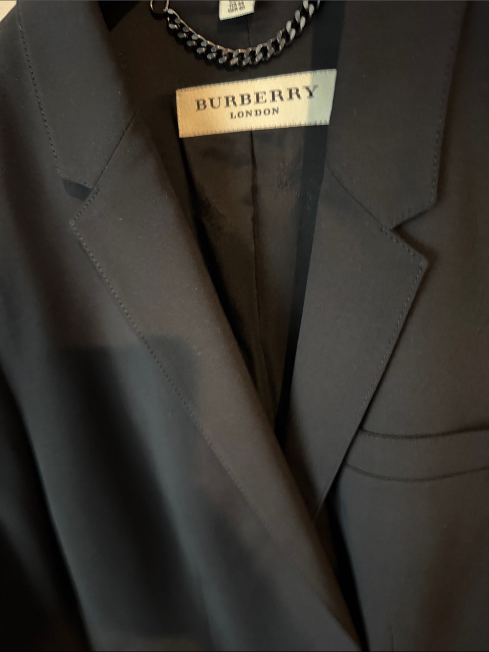Burberry Black womens Slim Single-Breasted Blazer - Picture 3 of 6